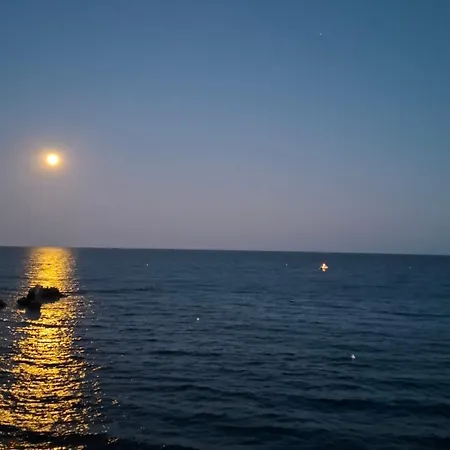 Le Rivage Vias